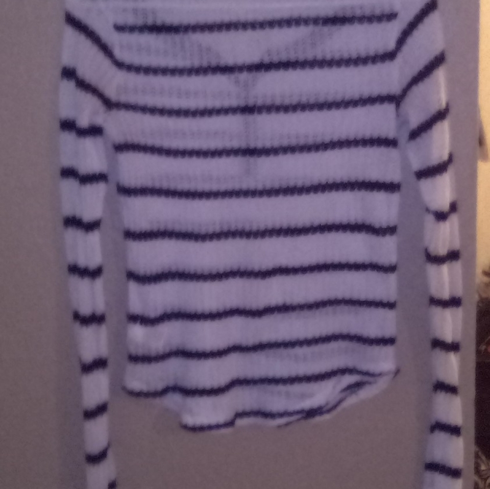 Womens - Picture 2 of 4